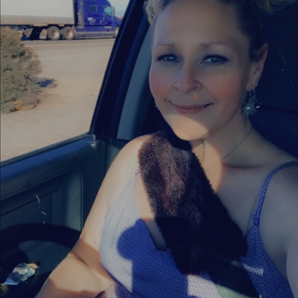 COPY - Meet your Posher, Kelly Victoria Justin! - Picture 8 of 16